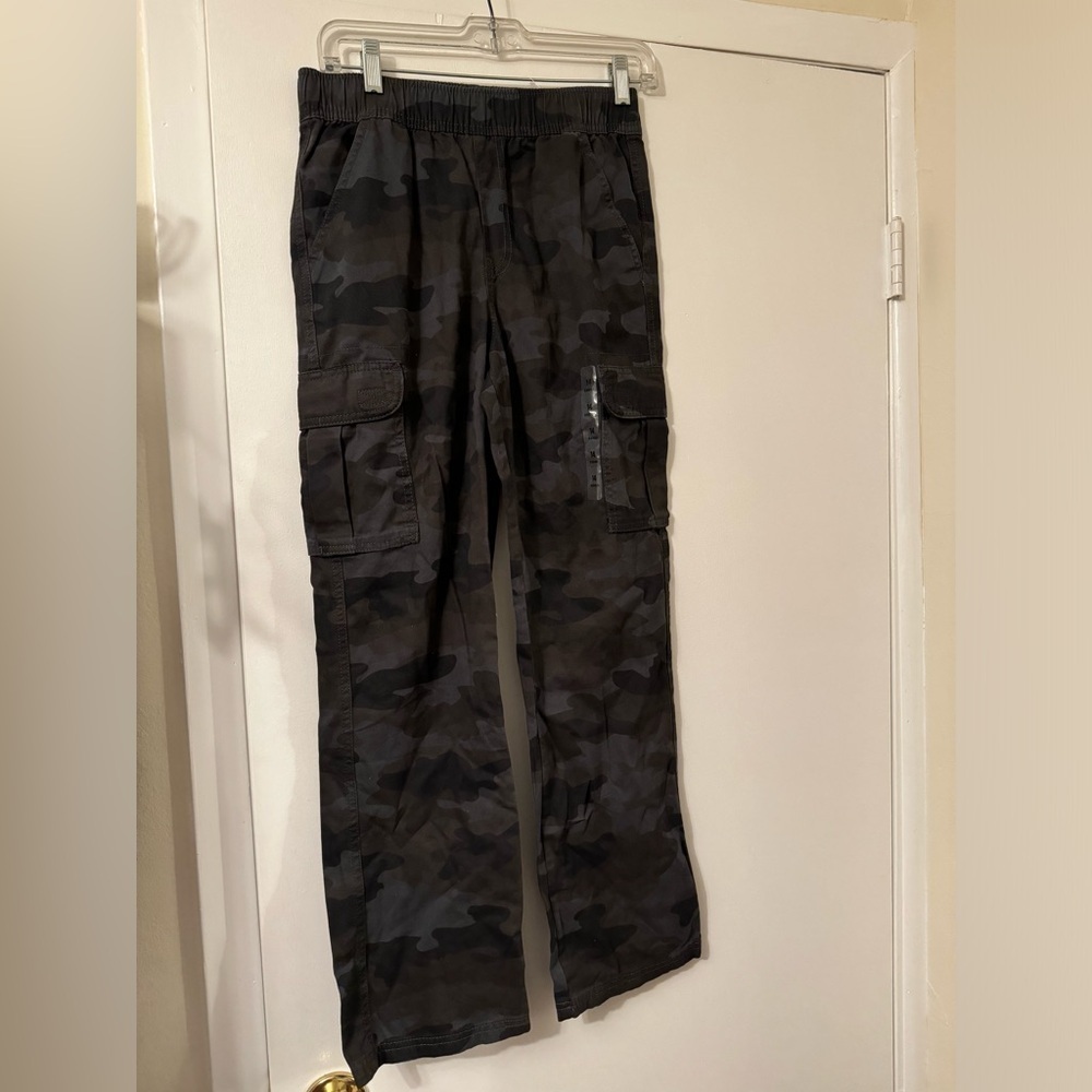 The children’s place army print pants size 14 NWT